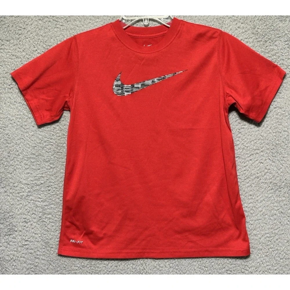 Youth Boys M Clothing Lot Of Shorts 4 Pair And 2 Shirts Nike Under Armour Adidas